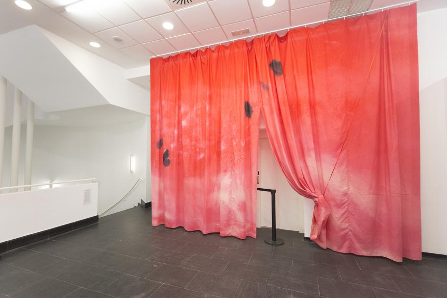 Exposición Querer Parecer Noche en el CA2M. Foto: Sue Ponce