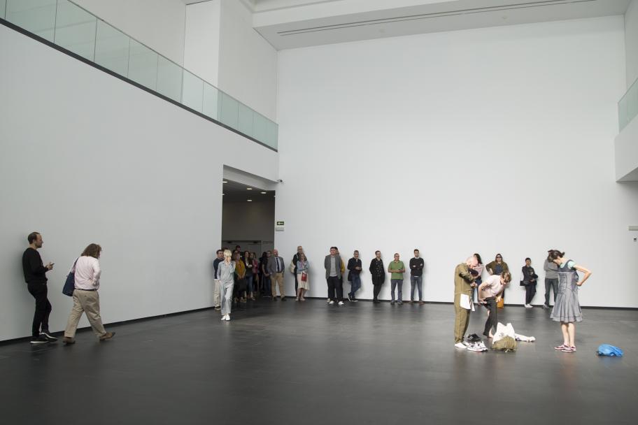 Una exposición coreografiada en el CA2M, 2017. Fotografía: Patricia Nieto