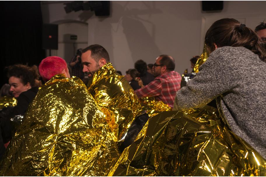 BLACK BOX WHITE CUBE