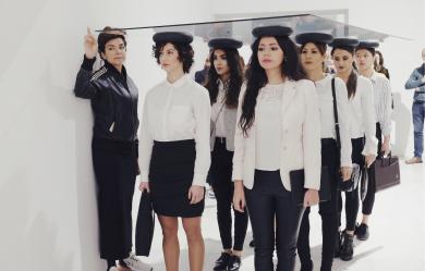 Main image of the artwork The Walking Ceiling