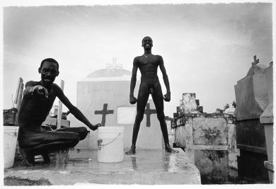 Main image of the artwork Aseo en el cementerio