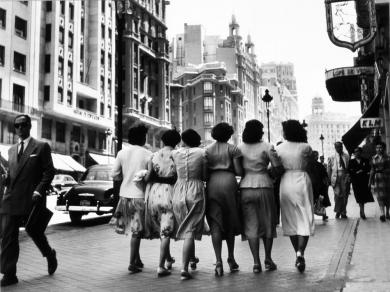 Main image of the artwork Sin título (Las señoritas de la Gran Vía)