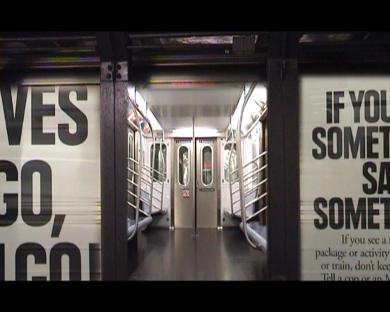 Main image of the artwork Cruzando vías. Si ves algo di algo