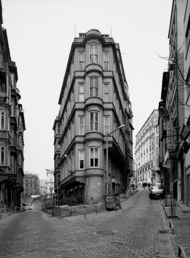 Main image of the artwork Istanbul 05 B2-22-4