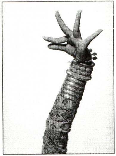 Main image of the artwork Sin título. Serie Danza Khmer, Camboya