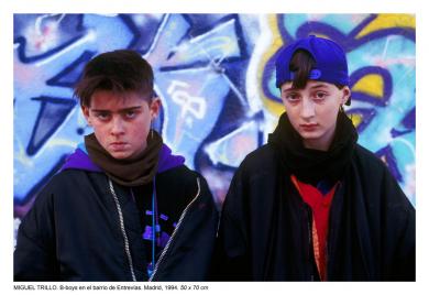 Main image of the artwork B-boys en el barrio de Entrevías