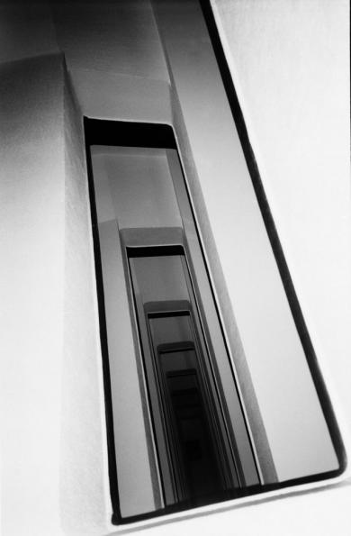 Main image of the artwork Escalera Hotel Suecia