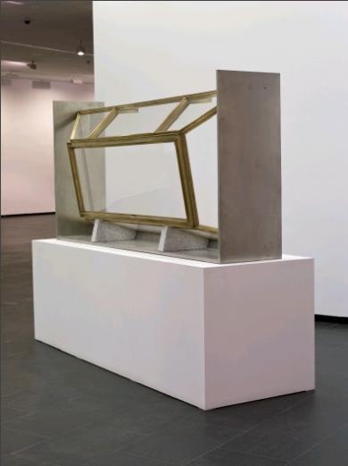 Main image of the artwork Urna para el Guernica