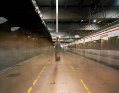 Main image of the artwork Serie once de marzo. 07:37 Estación de Atocha 2009 - 2012