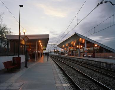 Main image of the artwork Serie once de marzo. 07:38 Estación de El Pozo 2009 - 2012